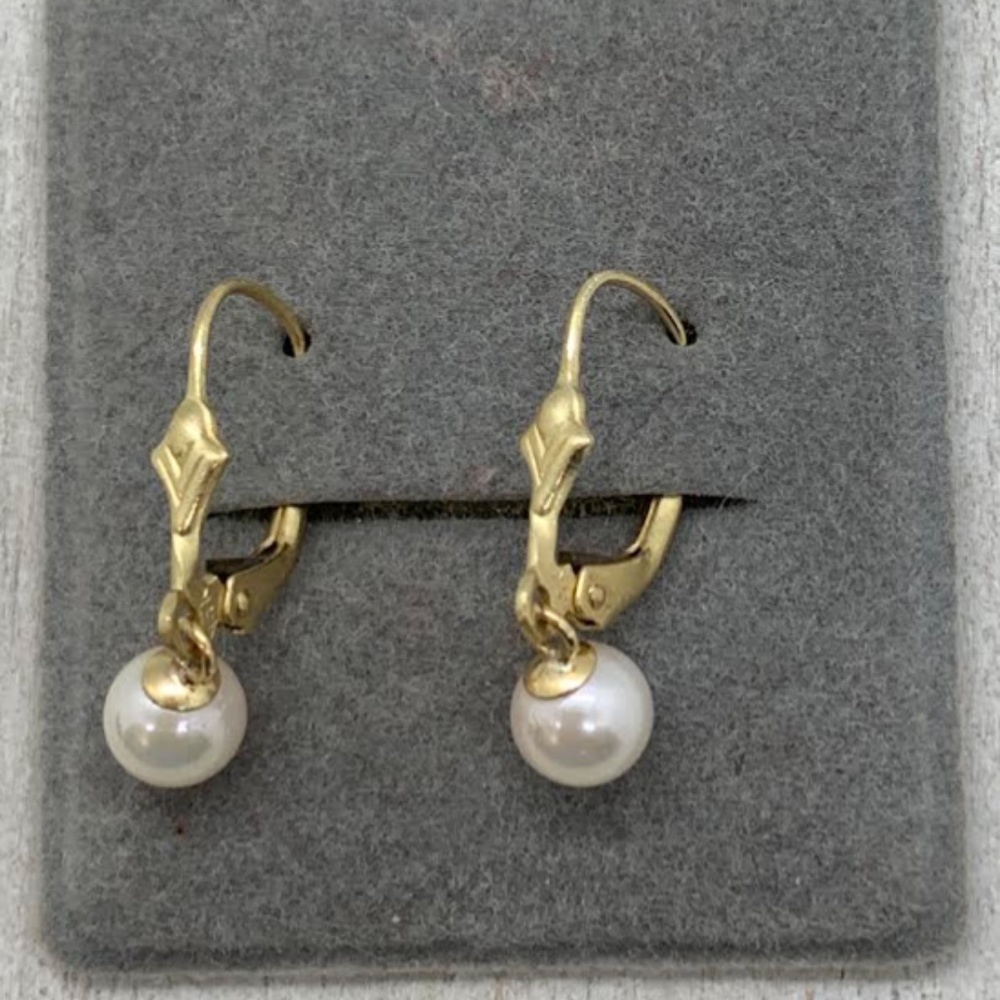 14kt Pearl Earrings